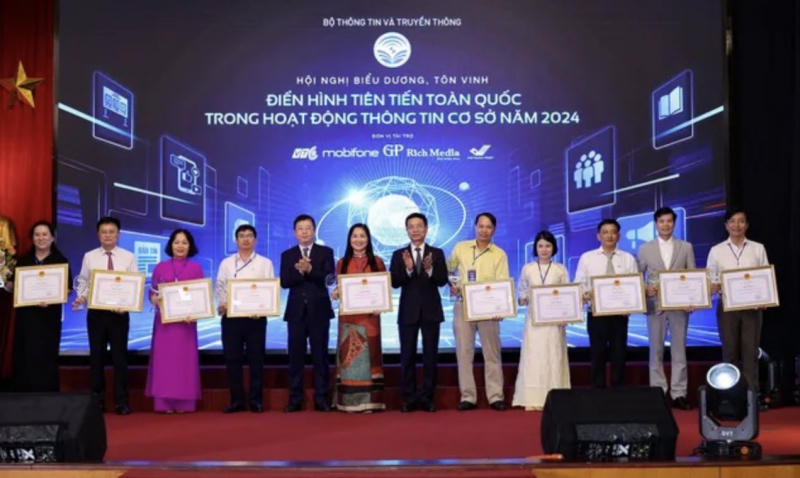 Lạng Sơn có 3 tập thể, cá nhân được tôn vinh điển hình tiên tiến toàn quốc trong hoạt động thông tin cơ sở