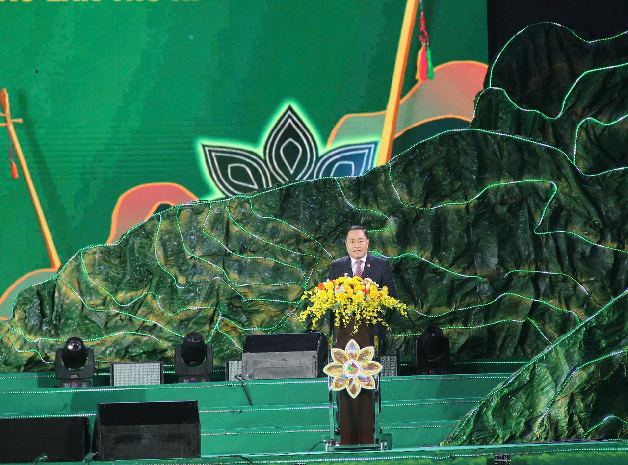 Khai mạc Ngày hội Văn hóa, Thể thao và Du lịch các dân tộc vùng Đông Bắc lần thứ XI