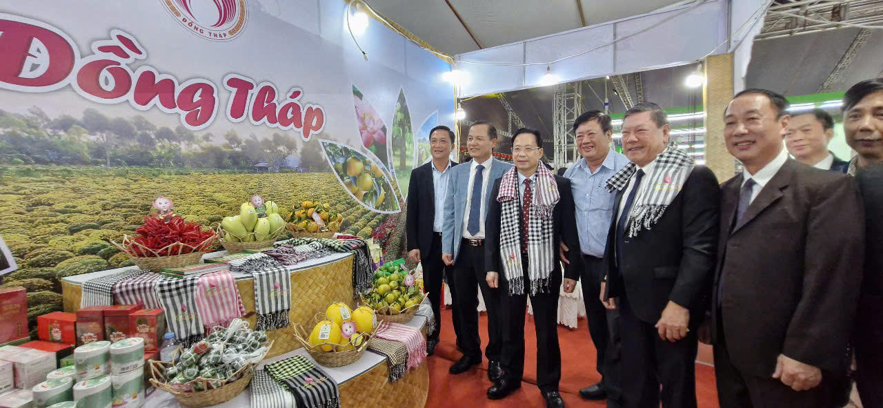 Đặc sắc hội chợ thương mại, du lịch quốc tế Việt - Trung