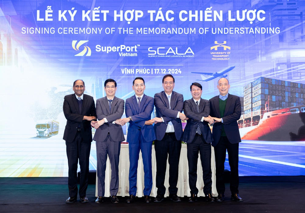 Việt Nam SuperPort của T&T Group ký hợp tác tăng cường nhân lực cho ngành logistics