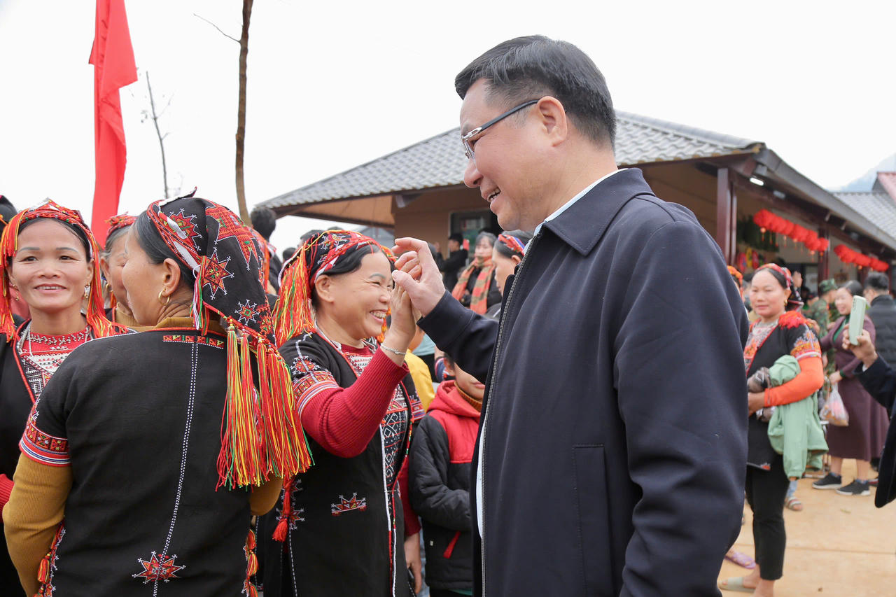 Petrovietnam hoàn thành việc xây dựng thôn Kho Vàng