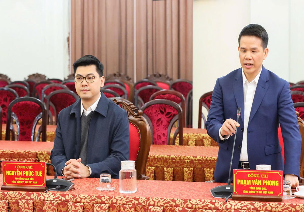 PV GAS làm việc với tỉnh Nam Định thúc đẩy dự án Trung tâm điện khí LNG 