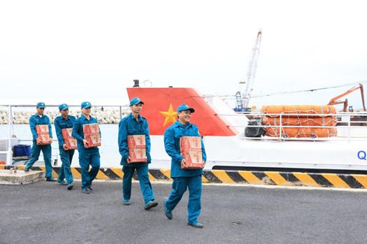 Nam Ngư cùng bà con đảo Lý Sơn đón Tết nối dài niềm vui vụ mùa bội thu 