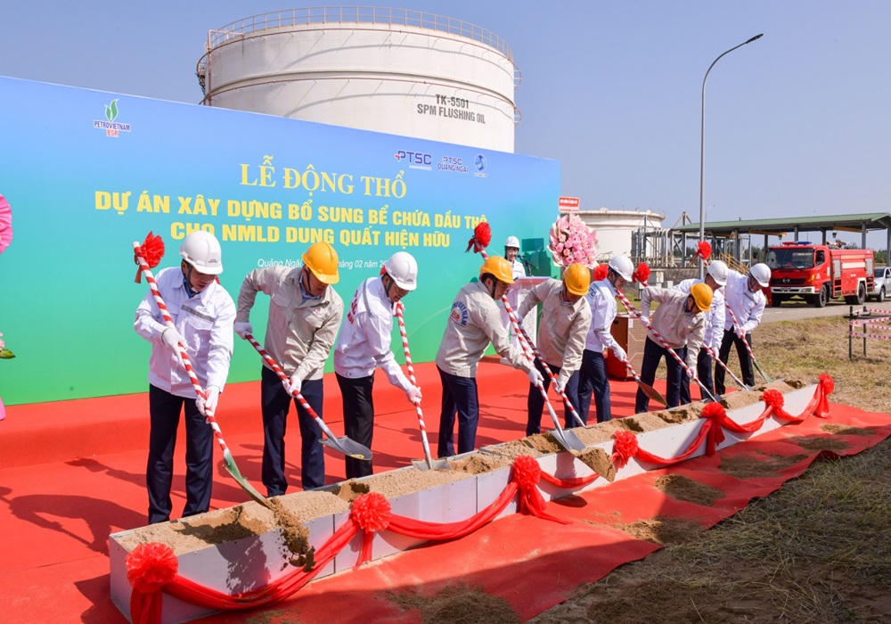 BSR xây dựng bổ sung bể chứa dầu thô cho Nhà máy lọc dầu Dung Quất