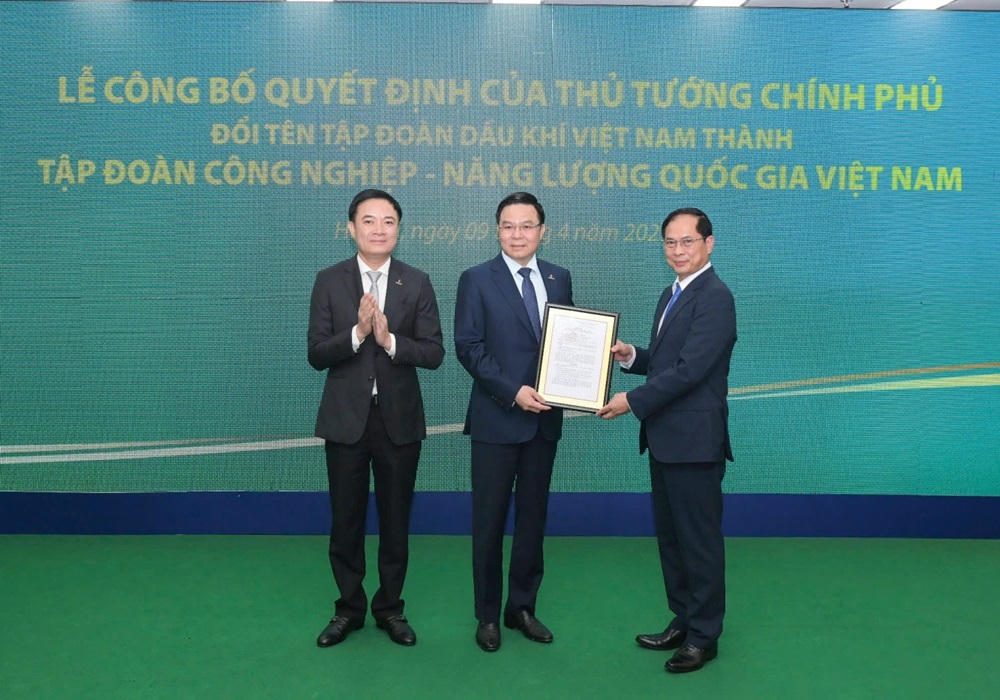 Tập đoàn Dầu khí Việt Nam đổi tên