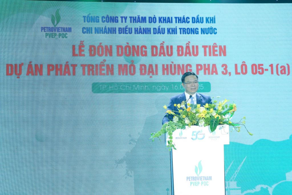 Mỏ Đại Hùng giai đoạn 3 đón dòng dầu thương mại đầu tiên: Bản lĩnh người lao động Petrovietnam