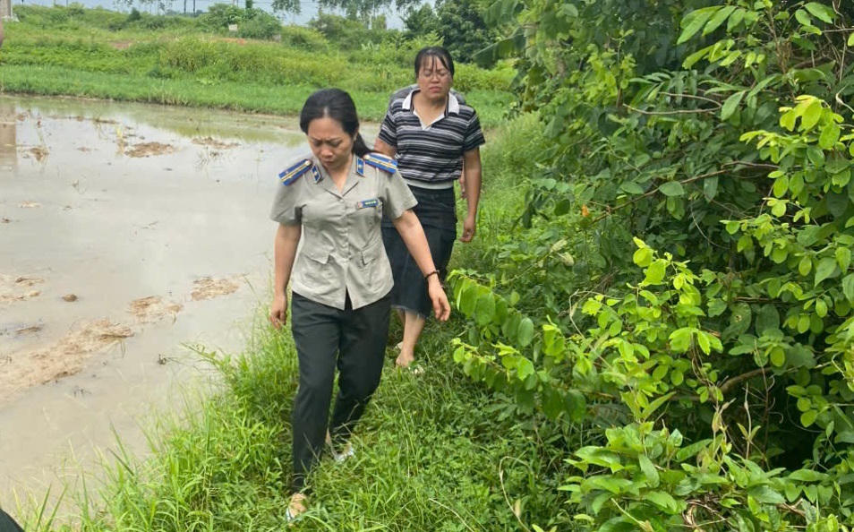 Những giọt nước mắt trong đêm của nữ Chi Cục trưởng đau đáu với nghề