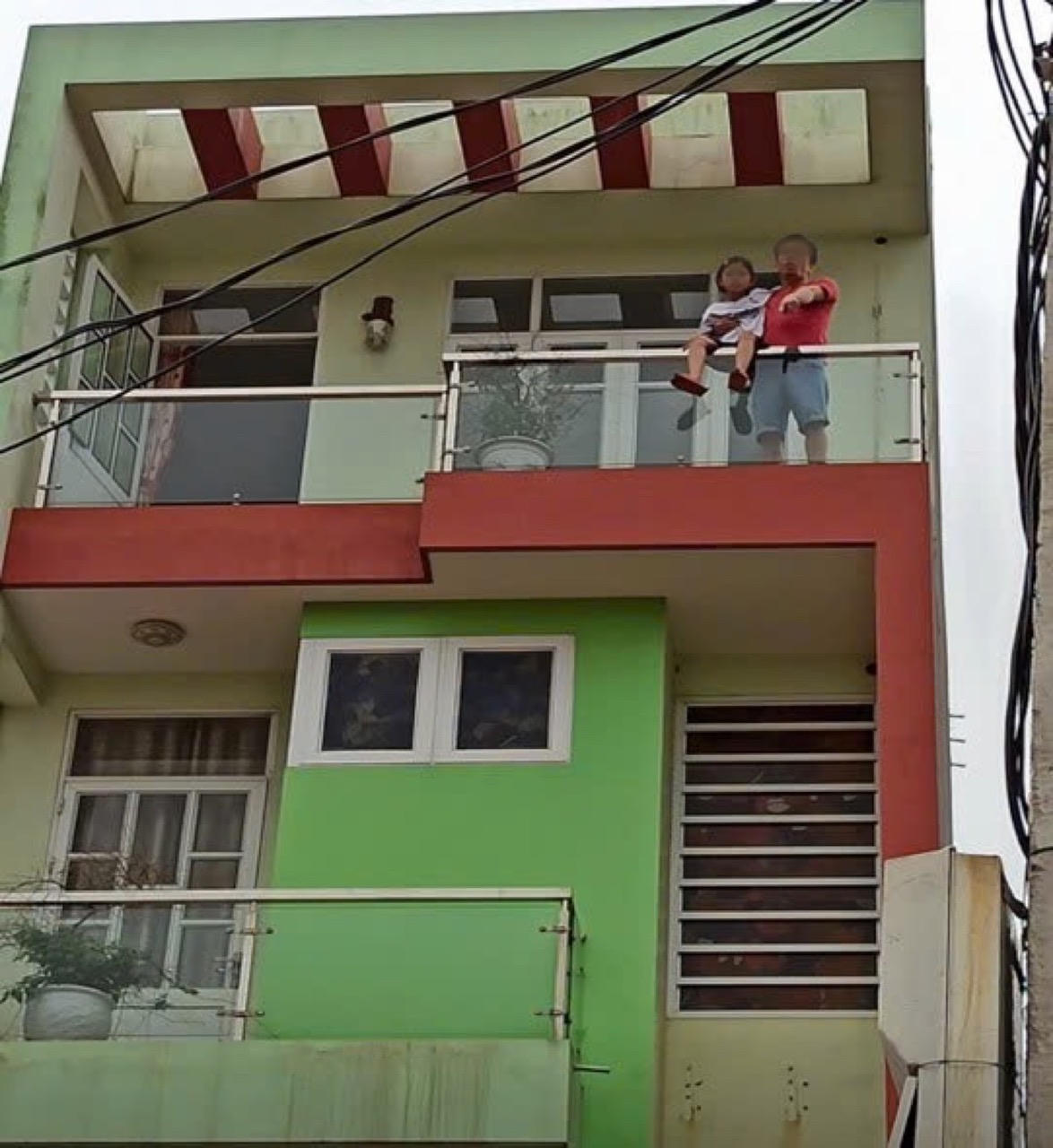 Những giọt nước mắt trong đêm của nữ Chi Cục trưởng đau đáu với nghề