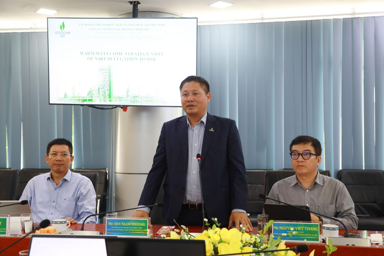 Lãnh đạo hai nhà máy lọc dầu tại Việt Nam họp bàn hợp tác