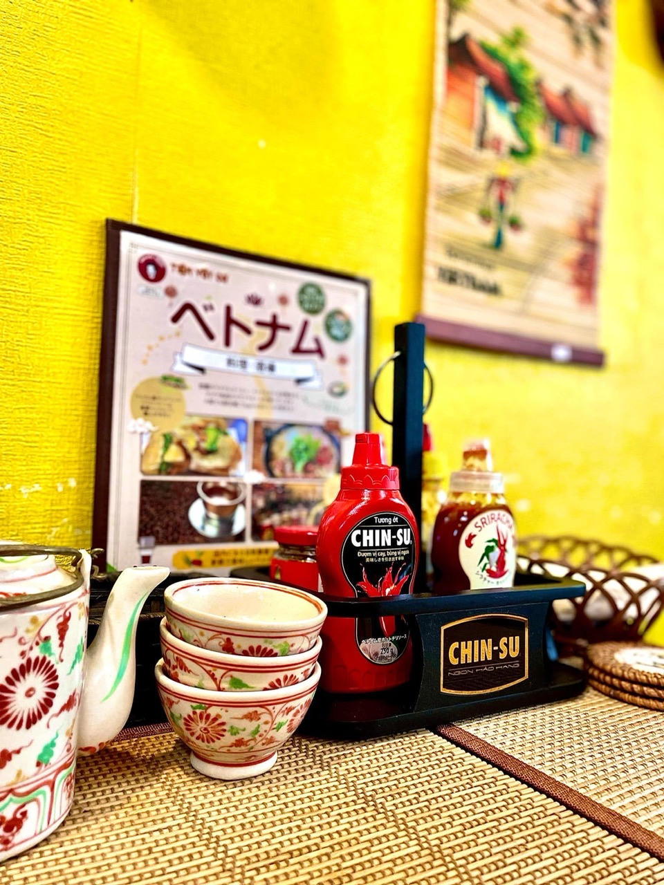 Nhiều nhà hàng tại Nhật Bản ưa chuộng một loại tương ớt đến từ Việt Nam