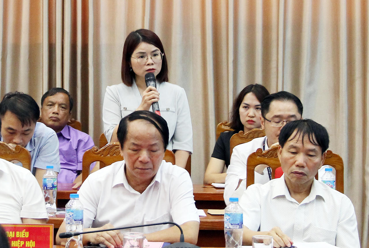 Lãnh đạo tỉnh Bắc Giang đối thoại với doanh nghiệp