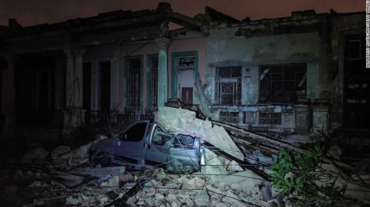 Lốc xoáy khổng lồ ở Cuba giết chết 3 người, làm bị thương 172 người