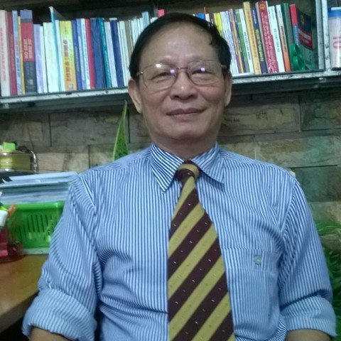 Khách hàng chưa khiếu nại về hành vi bán bạc giả thì chưa bị xử lí?