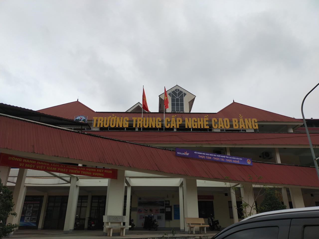 Trường Trung cấp nghề tỉnh Cao Bằng vận dụng “trường hợp đặc biệt” nào trong đấu thầu?