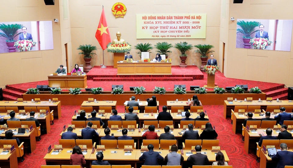 Bộ máy hành chính mới của Hà Nội giảm còn 15 sở sau sắp xếp