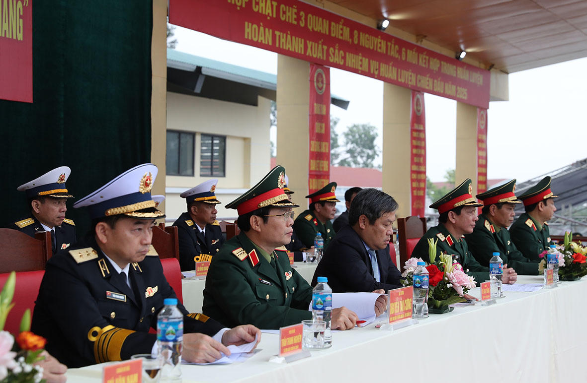 Các đơn vị Quân chủng Hải quân đồng loạt ra quân huấn luyện 2025