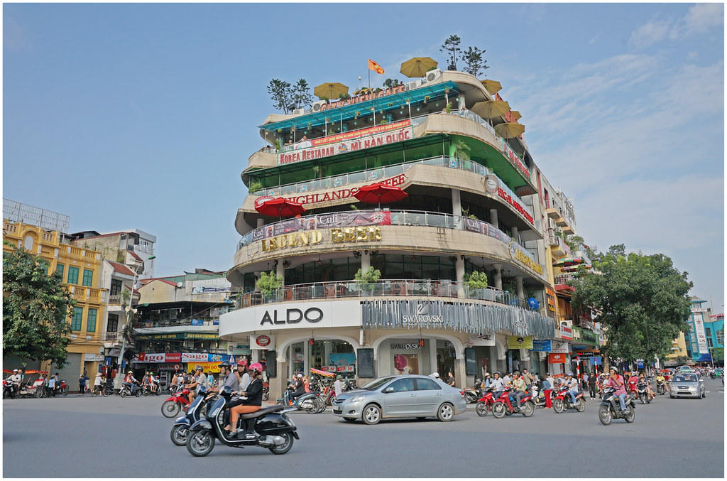 Hà Nội đồng ý đề xuất phá bỏ tòa nhà ‘Hàm cá mập’ cạnh hồ Hoàn Kiếm