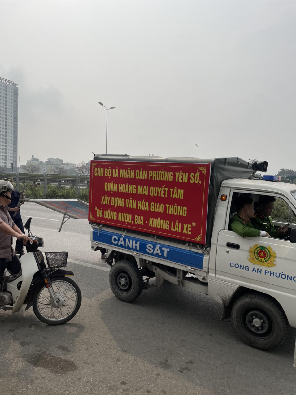 Phường Yên Sở (Hoàng Mai) triển khai ra quân lập lại trật tự đô thị