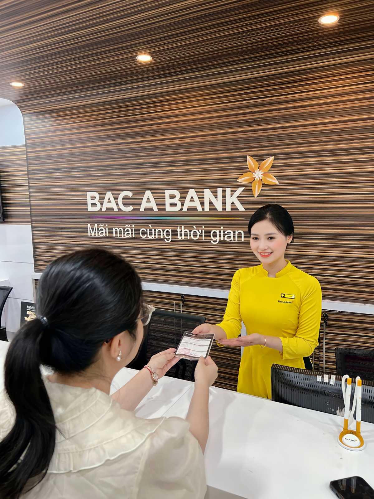 BAC A BANK được xếp hạng Tín nhiệm mức điểm “A-“ với Triển vọng xếp hạng “Ổn định”