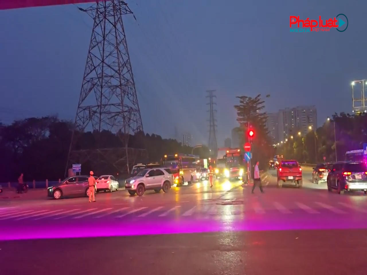 Cửa ngõ phía Nam Hà Nội ùn tắc kéo dài trước kỳ nghỉ lễ 30/4