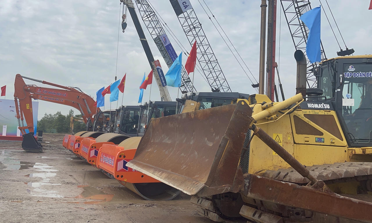 Khởi công 2 tuyến đường kết nối sân bay Long Thành