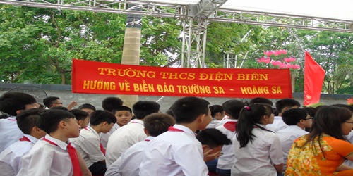 Thanh Hóa: Khai mạc triển lãm tư liệu về Hoàng Sa, Trường Sa