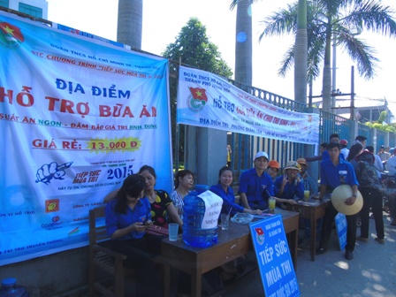 Phụ huynh, thí sinh hài lòng khi thi THPT tại Thanh Hóa