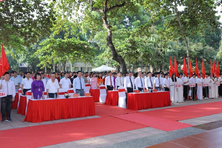 Không khí háo hức chào đón năm học mới tại khắp các tỉnh thành cả nước