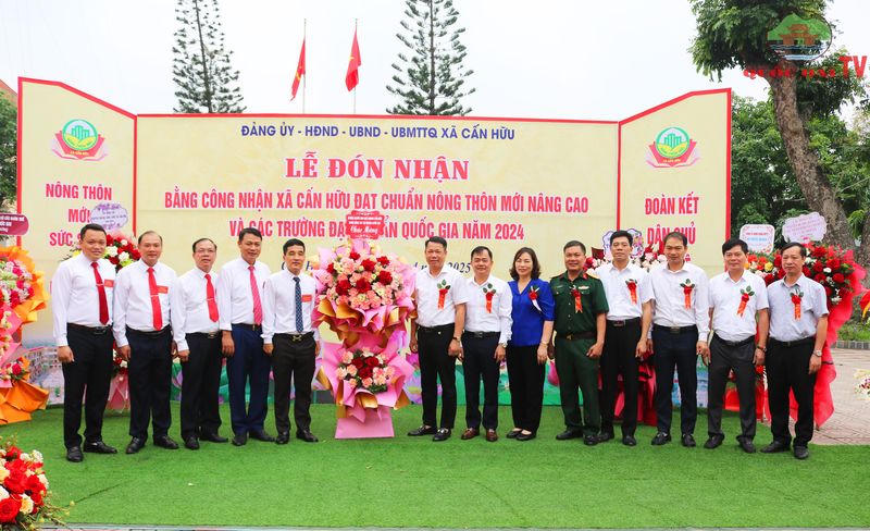 Xã Cấn Hữu (Quốc Oai) đón nhận danh hiệu xã đạt chuẩn nông thôn mới nâng cao năm 2024