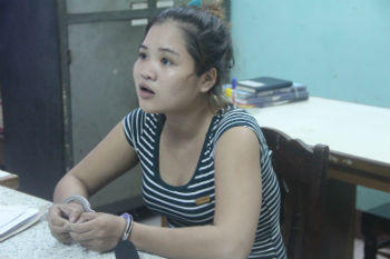 “Người đẹp” vác dao quyết lấy mạng kẻ trộm điện thoại