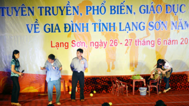 Để người dân tộc thiểu số không còn thấy “lạ” pháp luật