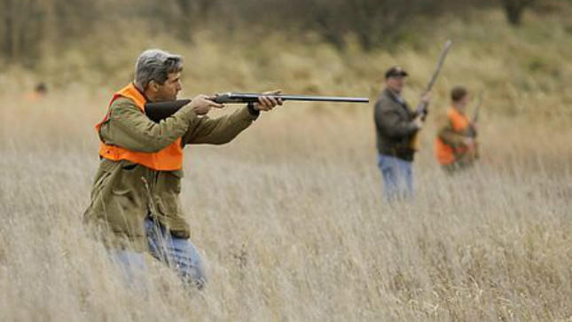 Cái “dớp” anh em bắn nhầm nhau đeo bám gia đình thợ săn 