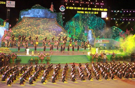 Rực rỡ sắc màu Lễ khai mạc Tuần Văn hóa Du lịch Đà Lạt