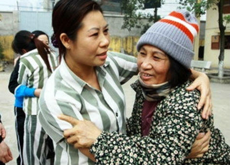 Hà Nội giảm án, tha tù cho 230 phạm nhân