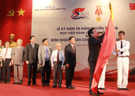 Chủ tịch nước trao tặng Huân chương Hồ Chí Minh cho Học viện Hành chính quốc gia