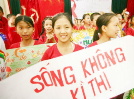 Cần xúc tiến xây dựng luật về chống phân biệt đối xử