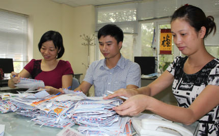 Độc giả quan tâm đặc biệt Cuộc thi Tìm hiểu Hiến pháp do Báo PLVN tổ chức