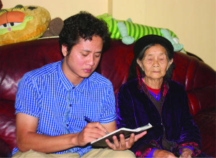 Mẹ già đội đơn kêu oan cho con