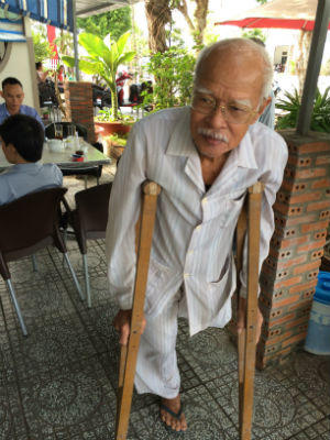 Luật sư phá nhà dân