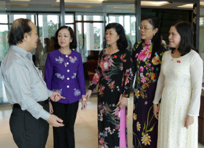 Chưa giải quyết cặn kẽ các vấn đề lâu dài