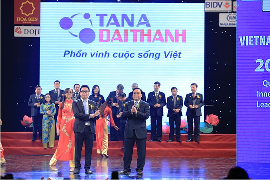 Tập đoàn Tân Á Đại Thành nhận danh hiệu “Thương hiệu Quốc gia 2014”