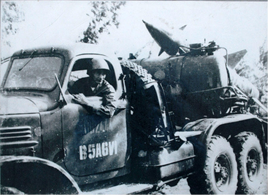 Kinh ngạc một đêm bắn rơi 7 máy bay B-52 Mỹ