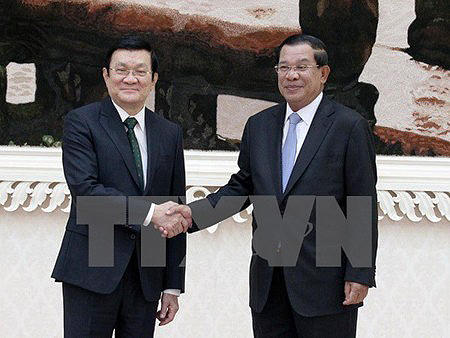 Chủ tịch nước kết thúc chuyến thăm Campuchia