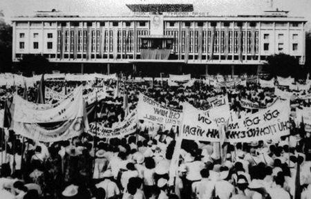 85 năm - Những mùa xuân lịch sử