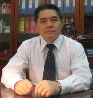 Dưới ánh sáng đường lối của Đảng, xây dựng nền Tư pháp dân chủ, vì con người