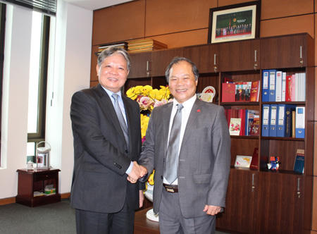 Bộ trưởng Hà Hùng Cường chúc Tết lãnh đạo Quốc hội và một số Ủy ban của Quốc hội 