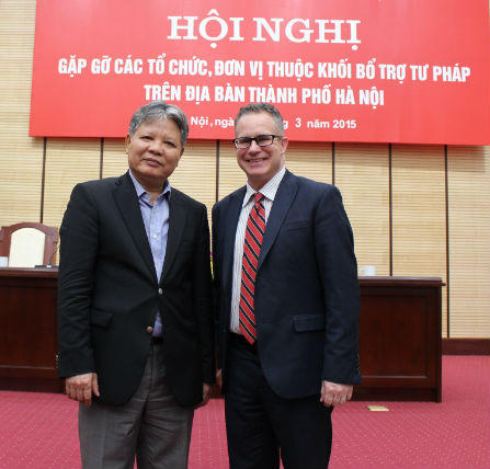 Ông luật sư “Tây” yêu Việt Nam