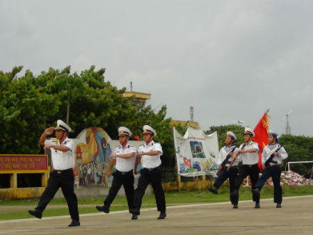 Hồn Tổ quốc vọng giữa Trường Sa