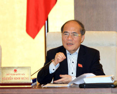 Không nương tay với quan chức tham nhũng