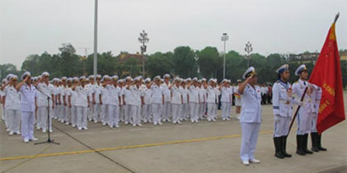 Chủ tịch nước giao nhiệm vụ cho Hải quân Việt Nam